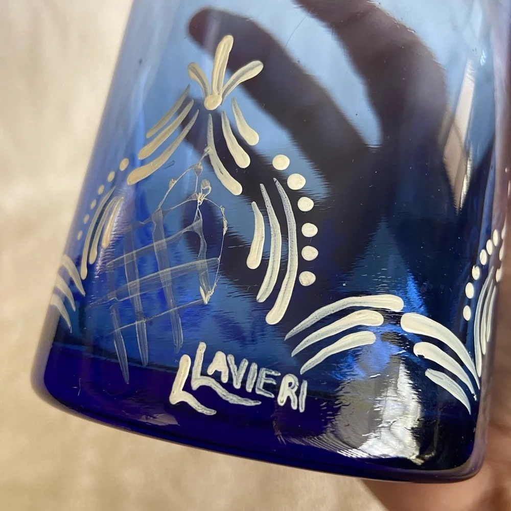 🖤 Hand Painted Tall Blue Glass Vase Daisy Floral Artist assigned L. Lavieri
